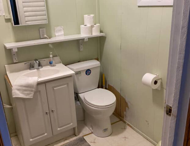 1A66D594-C77C-4001-B314-4F89DFF1E064