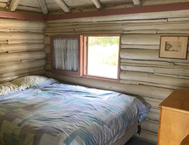 E81996E7-06C8-4F2B-9C15-C43A4702675A